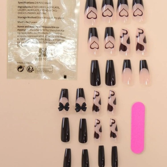 Fake nails - Picture 2 of 2